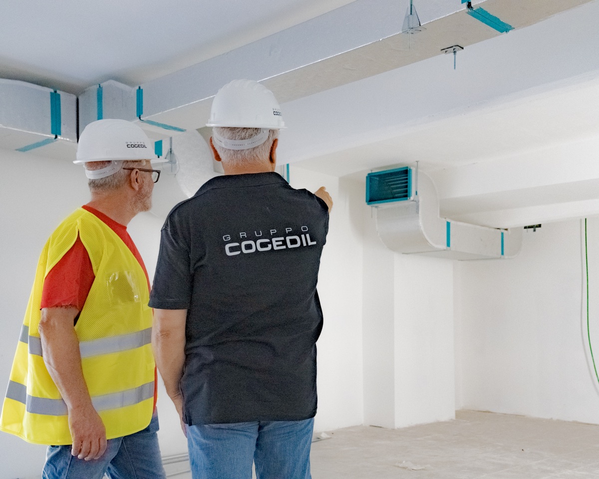 Tecnici Cogedil durante un sopralluogo in cantiere
